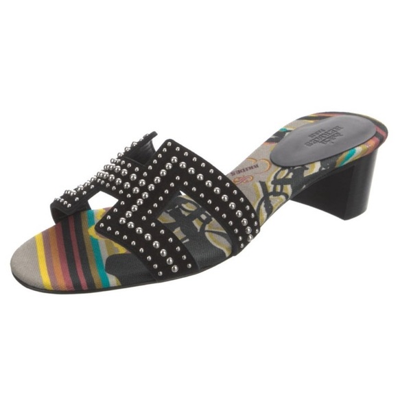 Hermes Oasis Limited Edition Suede Studded Sandals size 6 - Picture 3 of 3